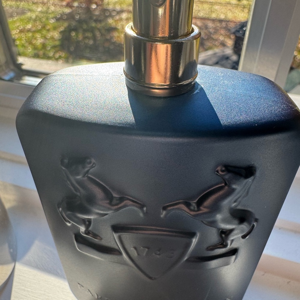 Parfums de Marly Layton Eau de Parfum - Picture 3 of 6